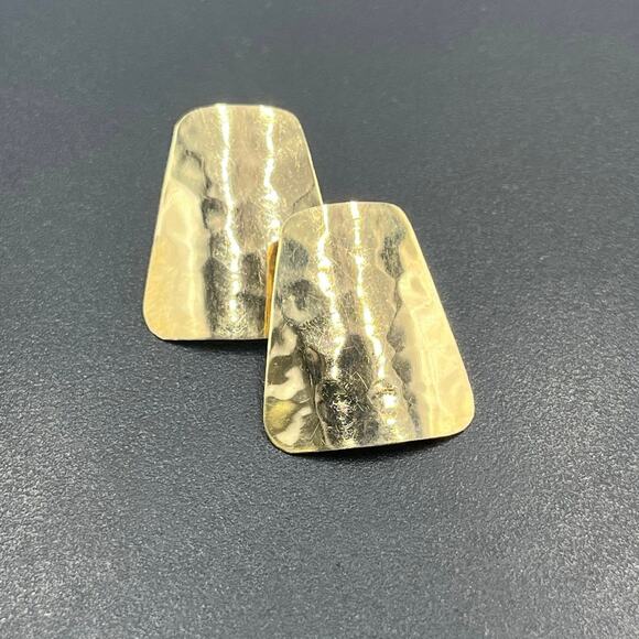 14k Yellow Gold Hammered Textured Organic Shape Artisan Earrings 2.1 grams - Picture 1 of 13